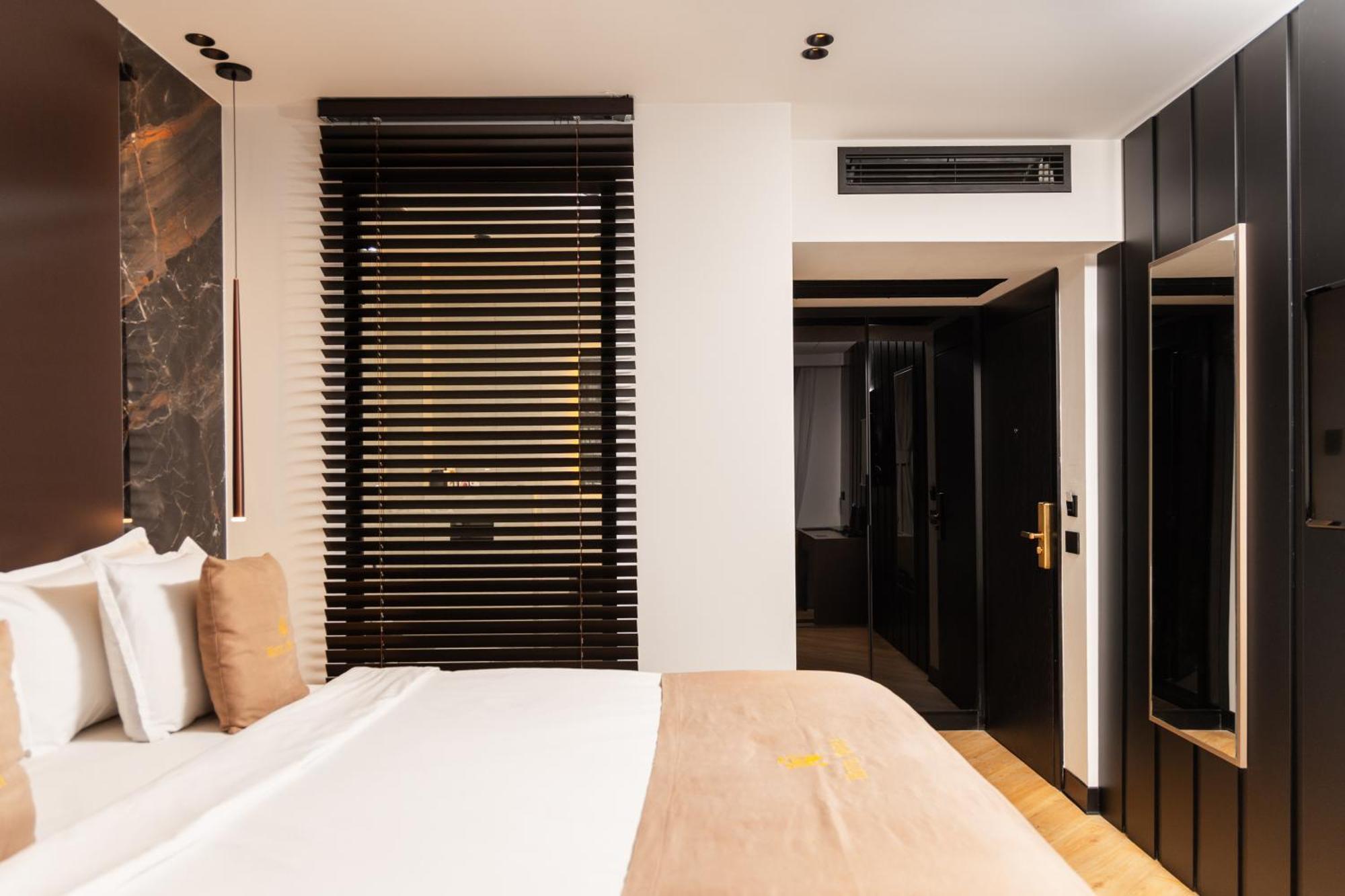 Hotel Opera Πρίστινα Εξωτερικό φωτογραφία
