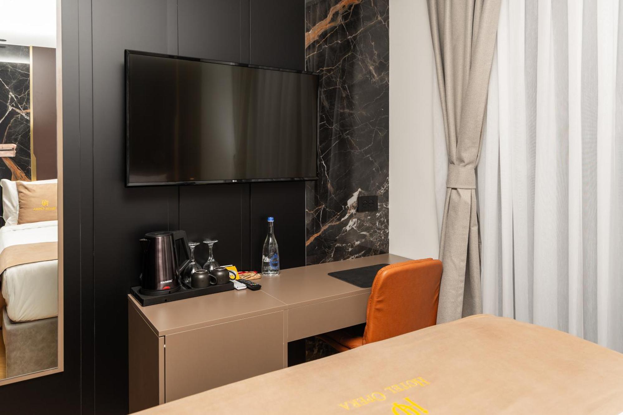 Hotel Opera Πρίστινα Εξωτερικό φωτογραφία